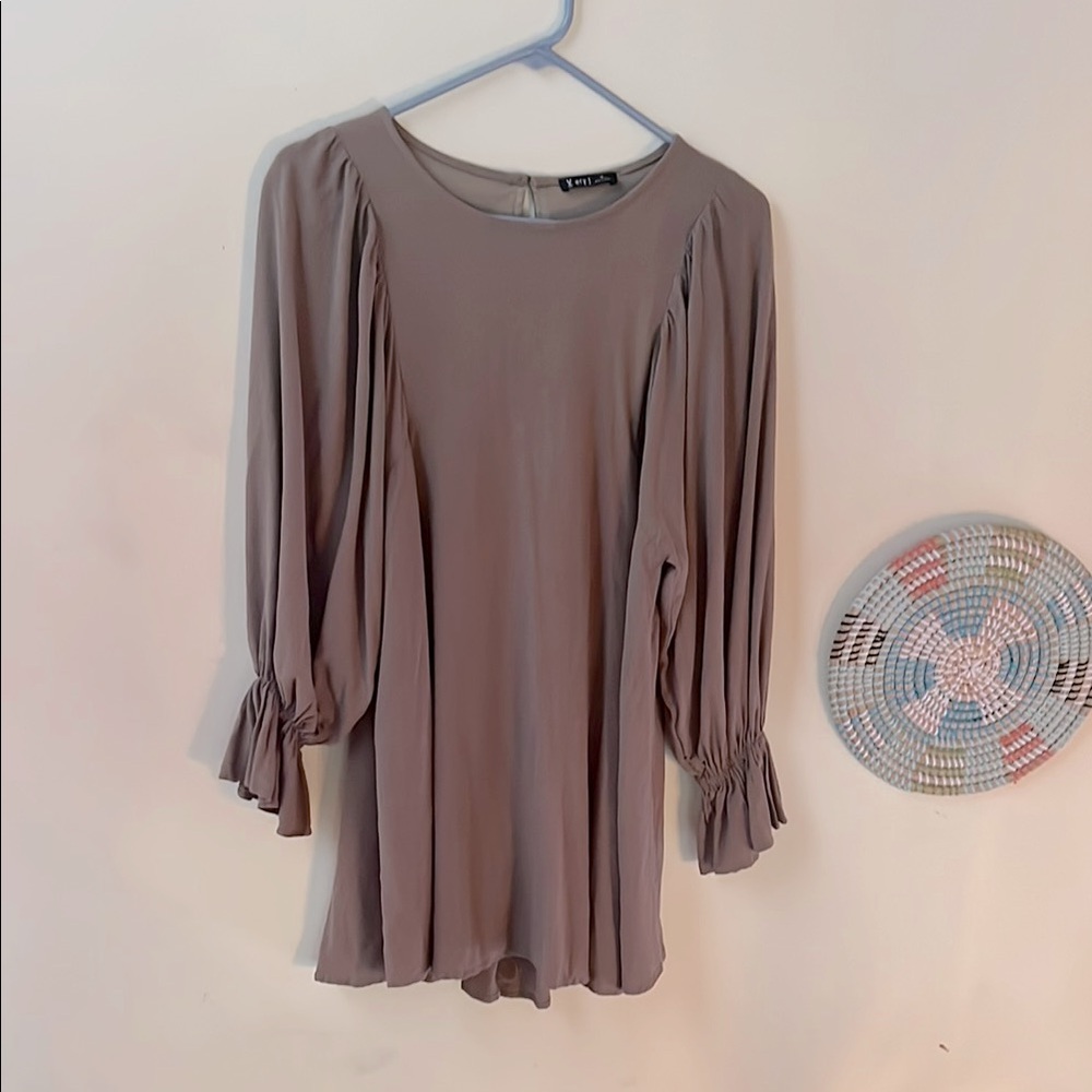 Very j Size Medium Women’s Short Dress